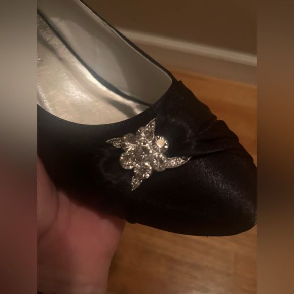 Black and Rhinestone heels - Picture 4 of 6